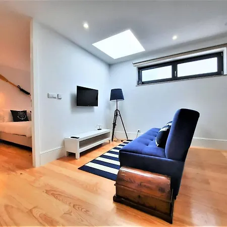 Appartamento In - Flores Living *
